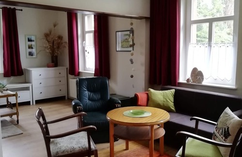 Oberloßnitz Apartment | small oasis in Radebeul (for 4 persons)