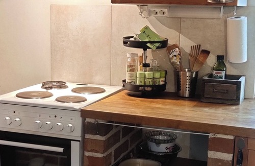 Karkola House | Small pet-friendly house with amenities