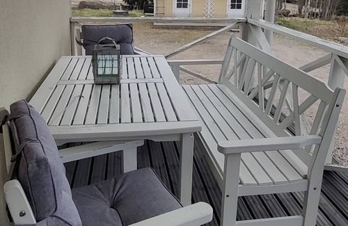 Karkola House | Small pet-friendly house with amenities