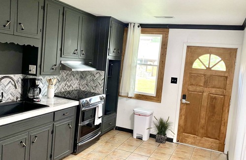 Dalton House | small rental for couple gateway