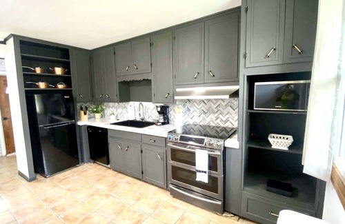 Dalton House | small rental for couple gateway