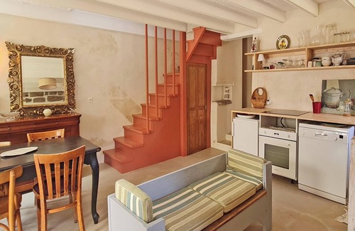Confort-Meilars House | Small stone house with authentic garden