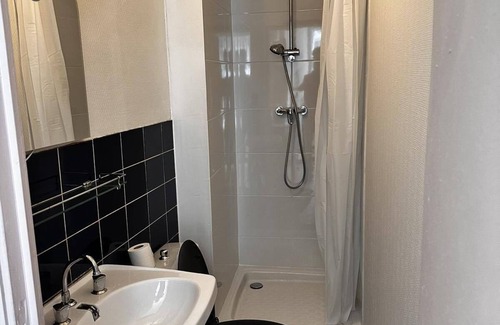 Vicdessos Apartment | Small Studio on the ground floor - Center of Vicdessos