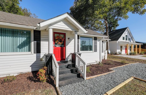 Burgaw House | Small-Town Charm & Local Dining: Home in Burgaw!