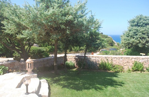Santa Reparata Villa | Small villa overlooking the bay