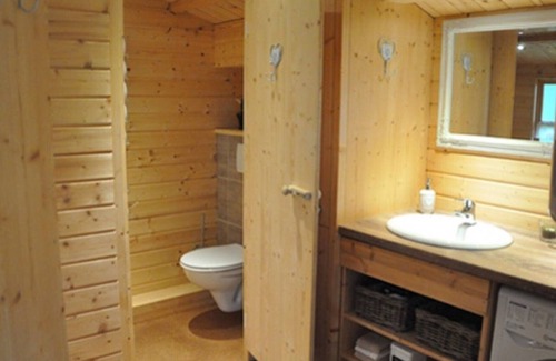 Gewissenruh Cabin | Small wooden hut on the Hilkenberg - beach house - for 1-2 people in the middle of nature