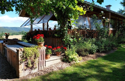 Gewissenruh Cabin | Small wooden hut on the Hilkenberg -Almhütte- for 1-2 persons in the middle of nature