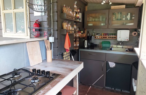 Bodenfelde Cabin | Small wooden hut on the Hilkenberg -Lavendelhütte- for 1-2 persons in the middle of nature