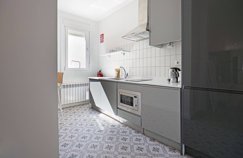 Palos de la Frontera Apartment | Smartr Atocha Reina Sofia