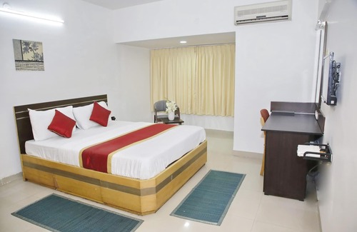 Shanthala Nagar Apartment | SmartStay - Luxury 3bed/3bath flat in Central BLR MG Road area