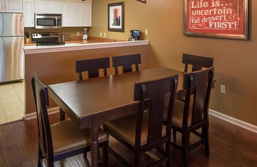 Hershey Apartment | Smell the Chocolate from Hershey Park in this great resort 2BD vacation condo