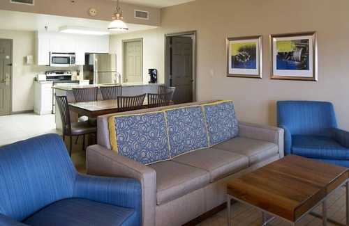 Hershey Apartment | Smell the Chocolate from Hershey Park in this great resort 2BD vacation condo