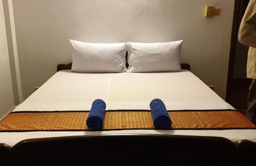 Taphul Village Area House | Smiley's Guesthouse