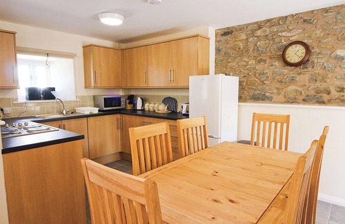 Rhyd-y-foel Cottage | Smithy Barn - HW7592