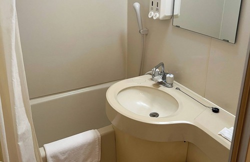 Nago Hotel | Smoking Up to 3 people spacious twin room for f/Nago Okinawa