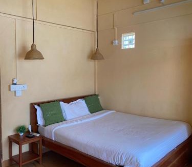 Khattalwada Resort | Smoky Falls Resort