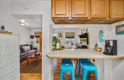 Rockaway Beach Cottage | S’mores & Shores on Easy Street