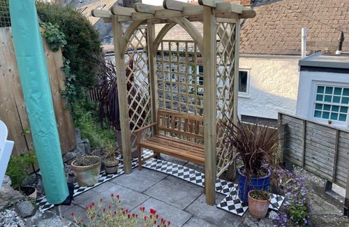 Mabe Cottage | Smugglers Cottage in Penryn, Nr Falmouth