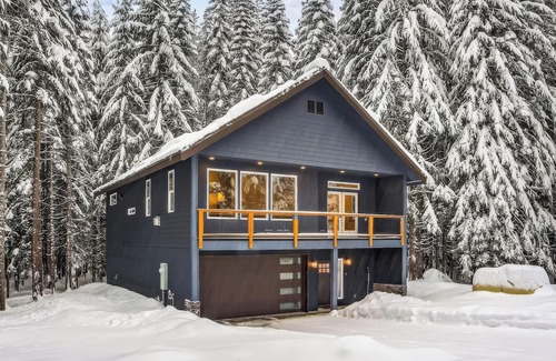 Snoqualmie Pass Cabin | Snoqualmie cabin and sanua - 5 mins to skiing
