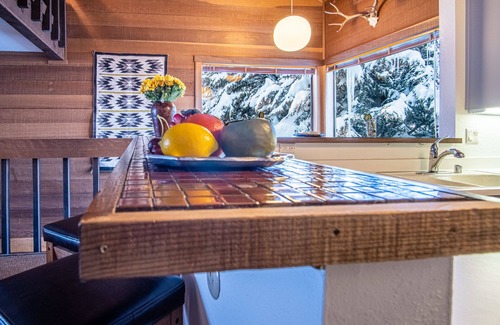 Elkhorn Condo | Snow Creek 1553 - Ski-in/Ski-out + Pool & Hot Tub