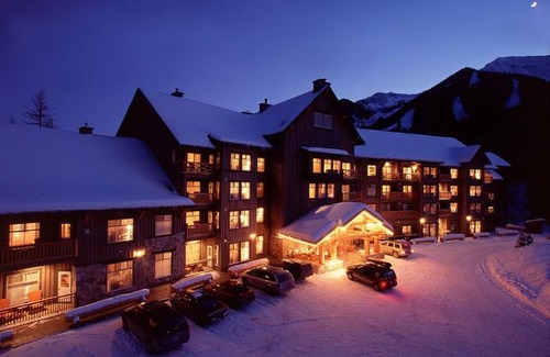 East Kootenay Cabin | Snow Creek Lodge by Fernie Lodging Co