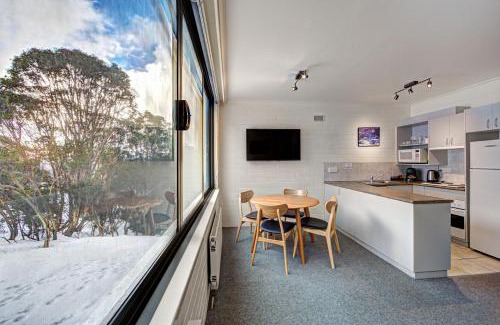 Falls Creek Apartment | Snow Ski Apartments 06