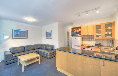 Falls Creek Apartment | Snow Ski Apartments 09