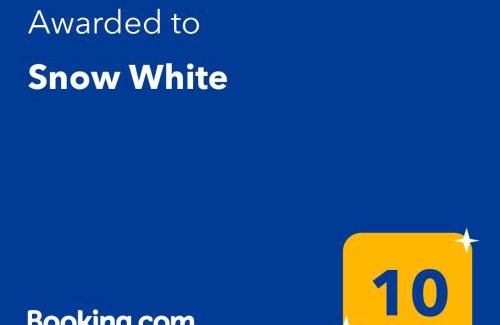 Veliko Gradiste Apartment | Snow White