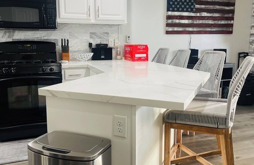Bullhead City Condo | Snowbird Riverfront Condo across from the Laughlin Casinos- MONTHLY RENTAL