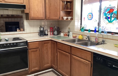 Santa Rita Bel Air Estates House | Snowbirds welcome! Scenic desert, quiet sunshine, Mountain Views, hiking/biking
