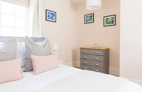 Ditchling House | Snowdrop Cottage - a beautiful cottage in the heart of Ditchling village