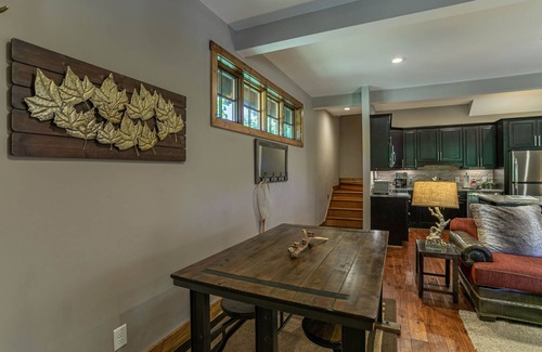 Banner Elk House | Snowflake River Ridge - Eagle Nest - Hot Tub, amenities, fishing in Elk River, 3mi Banner Elk