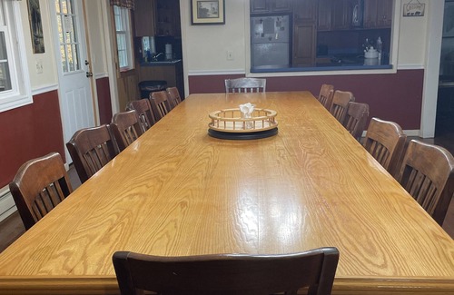 Speculator House | Snowmobile Access & Close to Oak Mt. SPACIOUS 5 Bedroom for large family/groups.