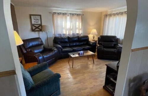 Washburn House | "Snowmobile/ATV Haven LLC" w/access to ITS 83/105