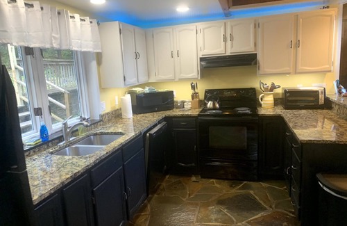 Snowshoe House | Snowshoe 5 Bedroom House - 100 yards from the ski slopes