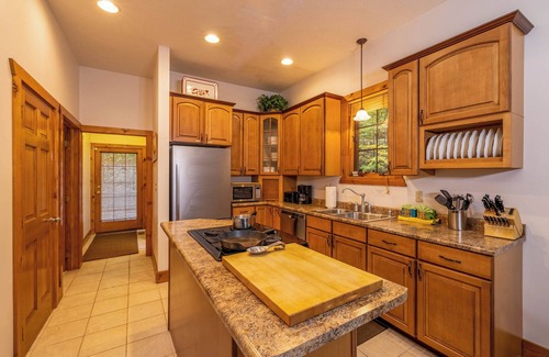 Slatyfork Farm House | Snowshoe WV 'Mountain Retreat' Starlink