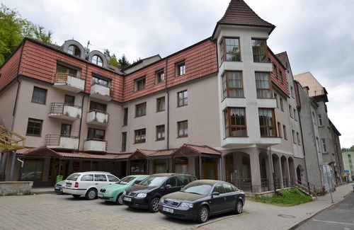 Jachymov Apartment | Snug Apartment in Jachymov near Ski area