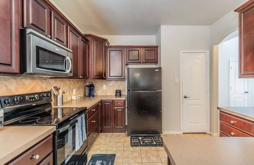 Little Elm House | Snug Home in Frisco/Little Elm
