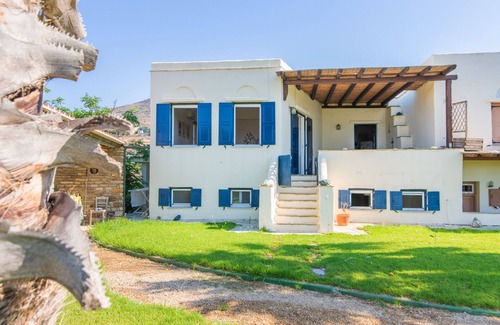 Agios Ioannis House | "So close to sea."