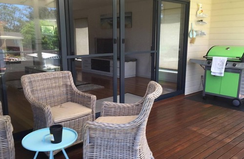 Callala Bay House | So close to the boat ramp and beach for boating enthusiasts and beach goers!nnn