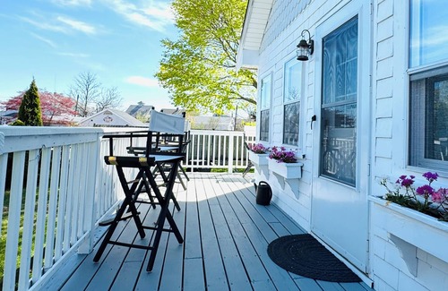 Snug Harbor Cottage | Soak in enchanting water views. Fully-fenced yard for family and pets!