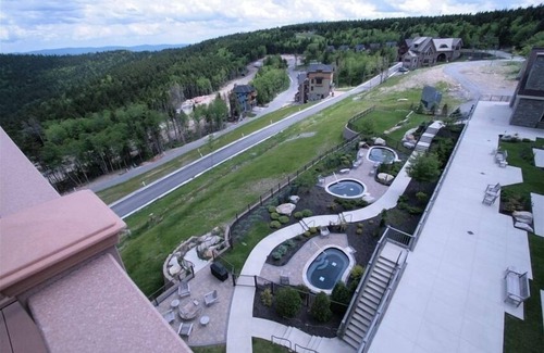 Snowshoe Condo | Soaring Eagle Lodge - Snowshoe's Newest, Platinum Rated