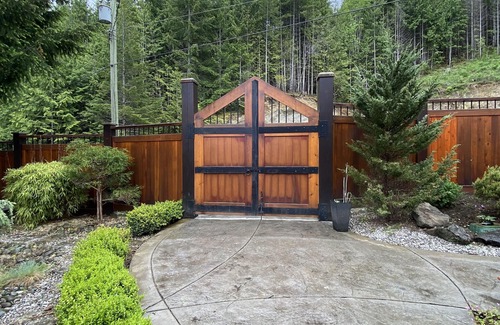 Regional District of Nanaimo Ski Chalet | Soaring Eagles Bed and Breakfast