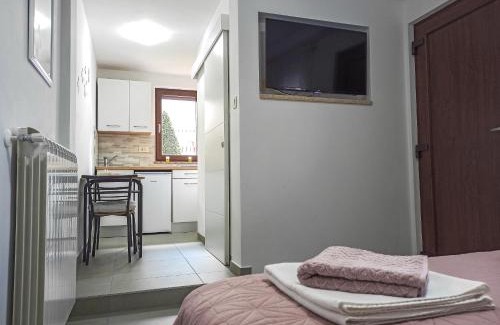 Brkac Apartment | Soba Ulika