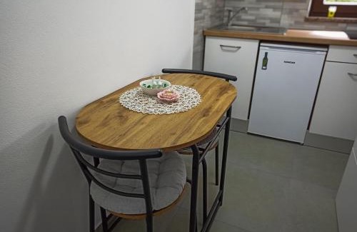 Brkac Apartment | Soba Ulika