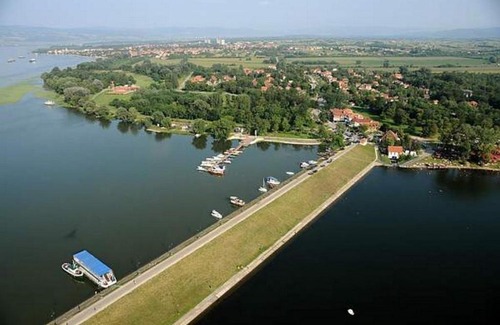 Veliko Gradiste House | SOBE KOD TETA MILKE