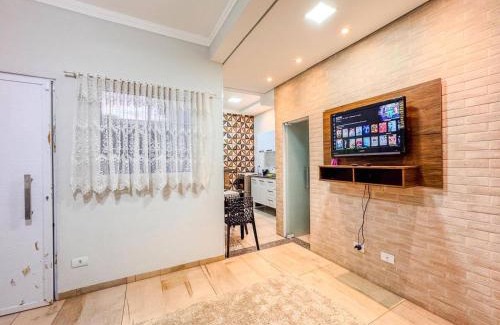 Ourinhos House | Sobrado encantador no centro, ar cond e vaga
