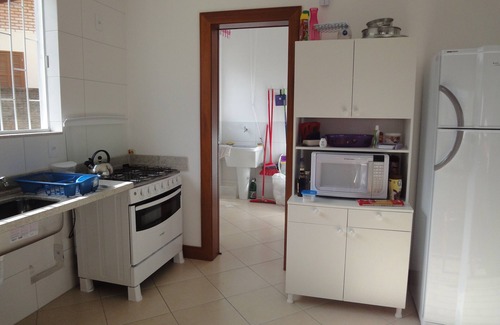 Campeche Norte House | Sobrado NEW in a quiet street, close to the beach. Accommodates 12 people.