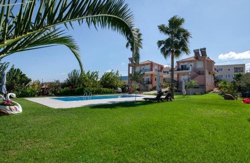Kamisiana Apartment | Socrates Holidays Apt. 1 with Pool near the Beach