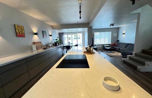 Haaleiti Villa | Sogavegur 50